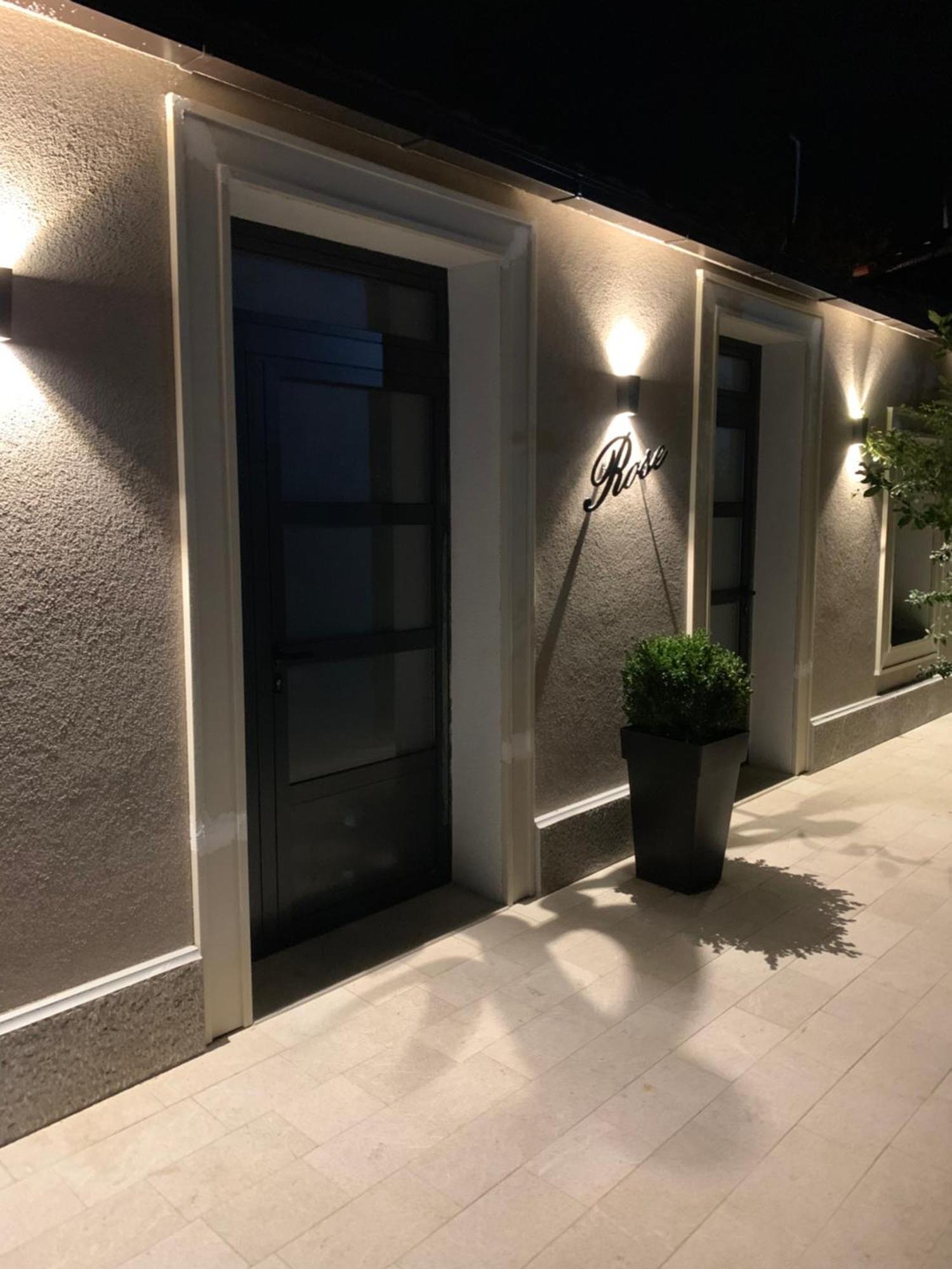 Rose Downtown Daire Podgoriçe Dış mekan fotoğraf