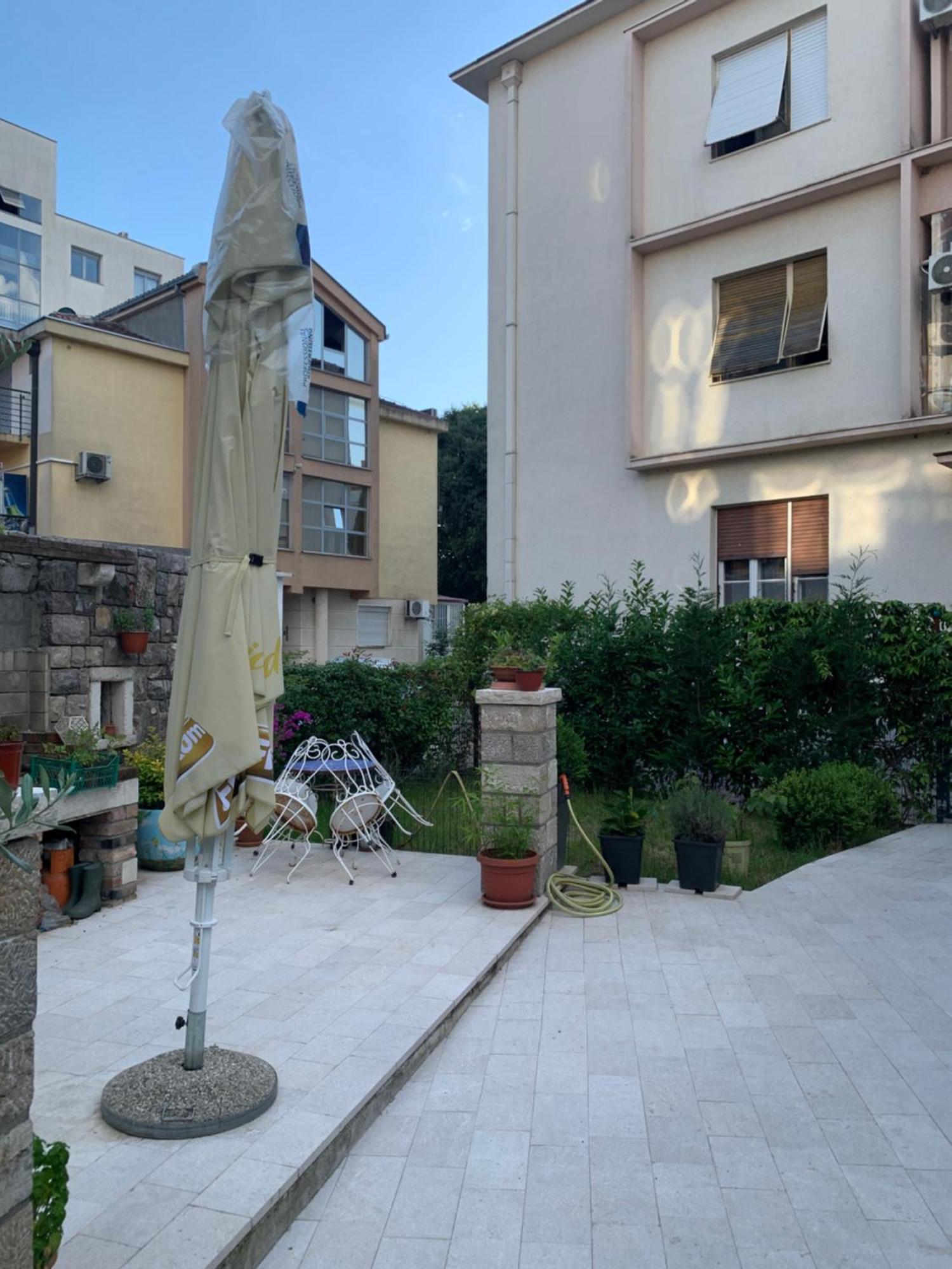 Rose Downtown Daire Podgoriçe Dış mekan fotoğraf