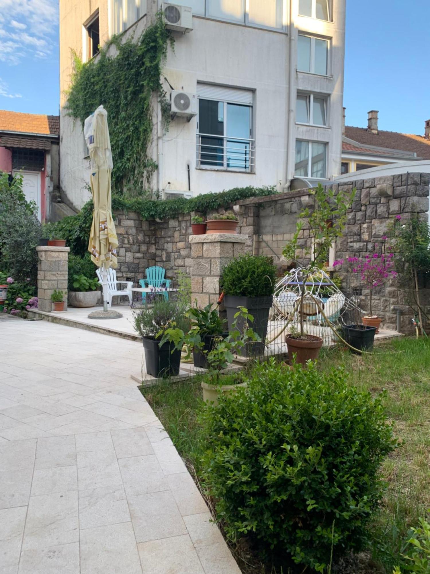 Rose Downtown Daire Podgoriçe Dış mekan fotoğraf